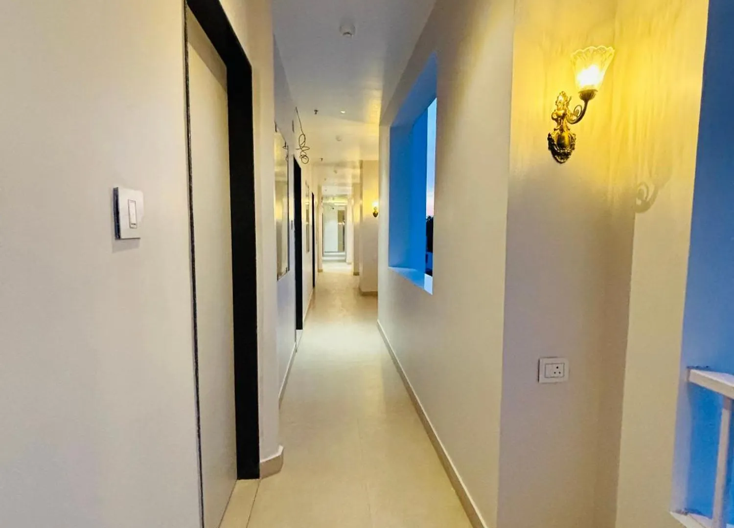 Tls- The Lavish Stay Váránaszi